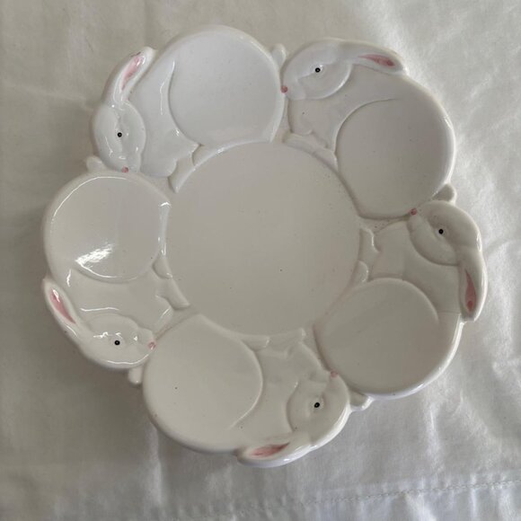 Adorable Rabbit Ceramic Plate - Perfect for Easter or Spring Decor - Picture 2 of 2